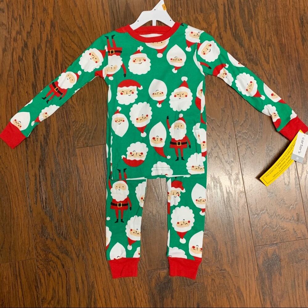 Carters 2‎ Piece Santa Pajamas. Size 3T. NWT
